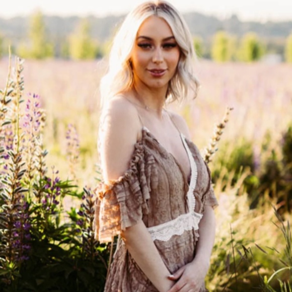 Boho Maxi Dress Off Shoulder Ruffle Lace Train Fairy Cottagecore Photoshoot - Picture 2 of 16